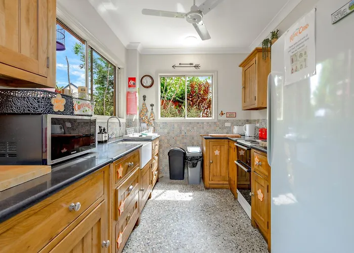 Travellers Oasis Hostel Cairns