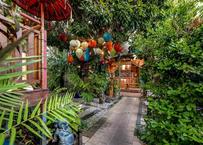 Travellers Oasis Hostel Cairns